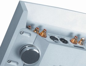 Linn Klimax Kontrol stereo pre-amplifier brochure (698KB pdf).